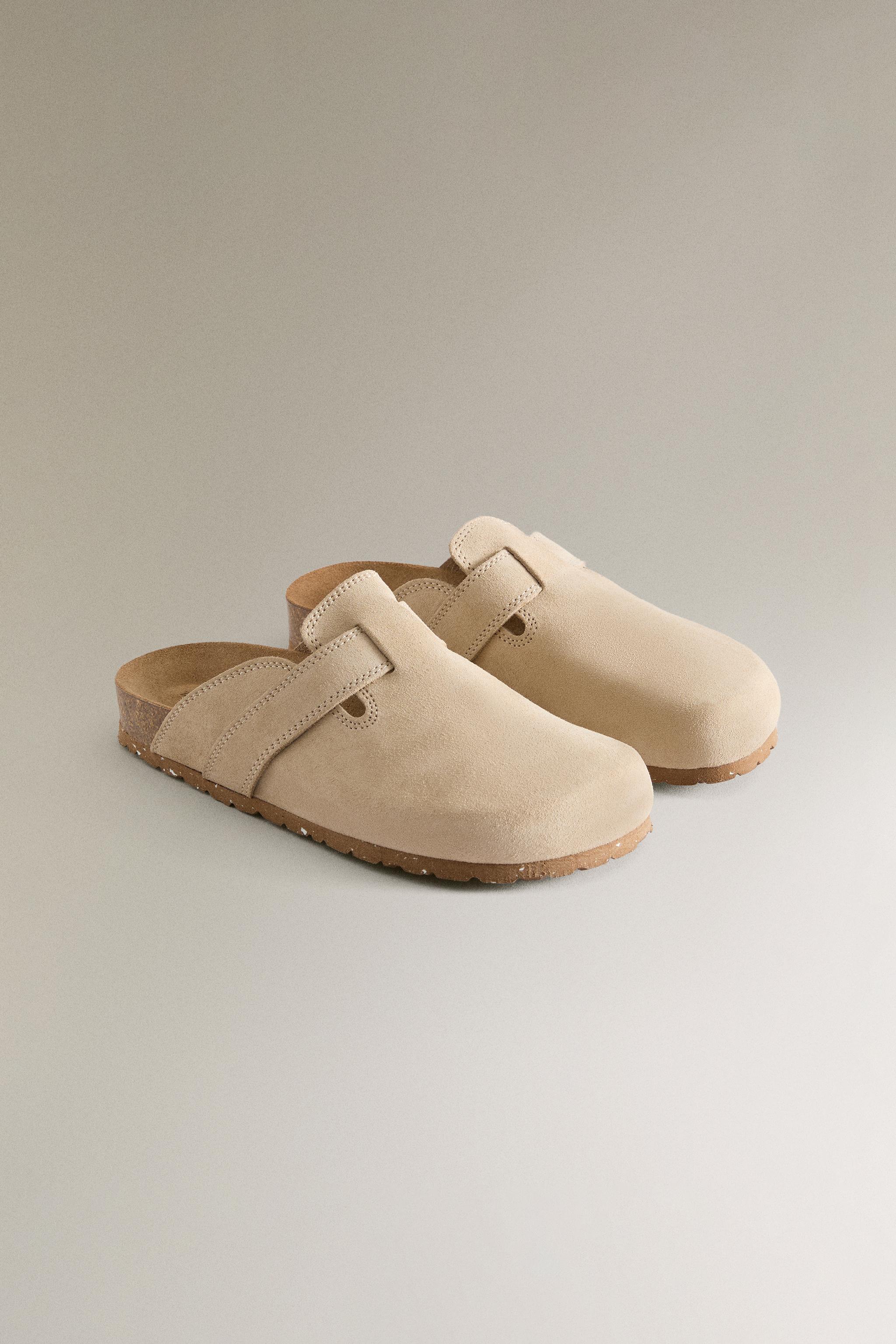 LEATHER CLOGS WITH STRAP